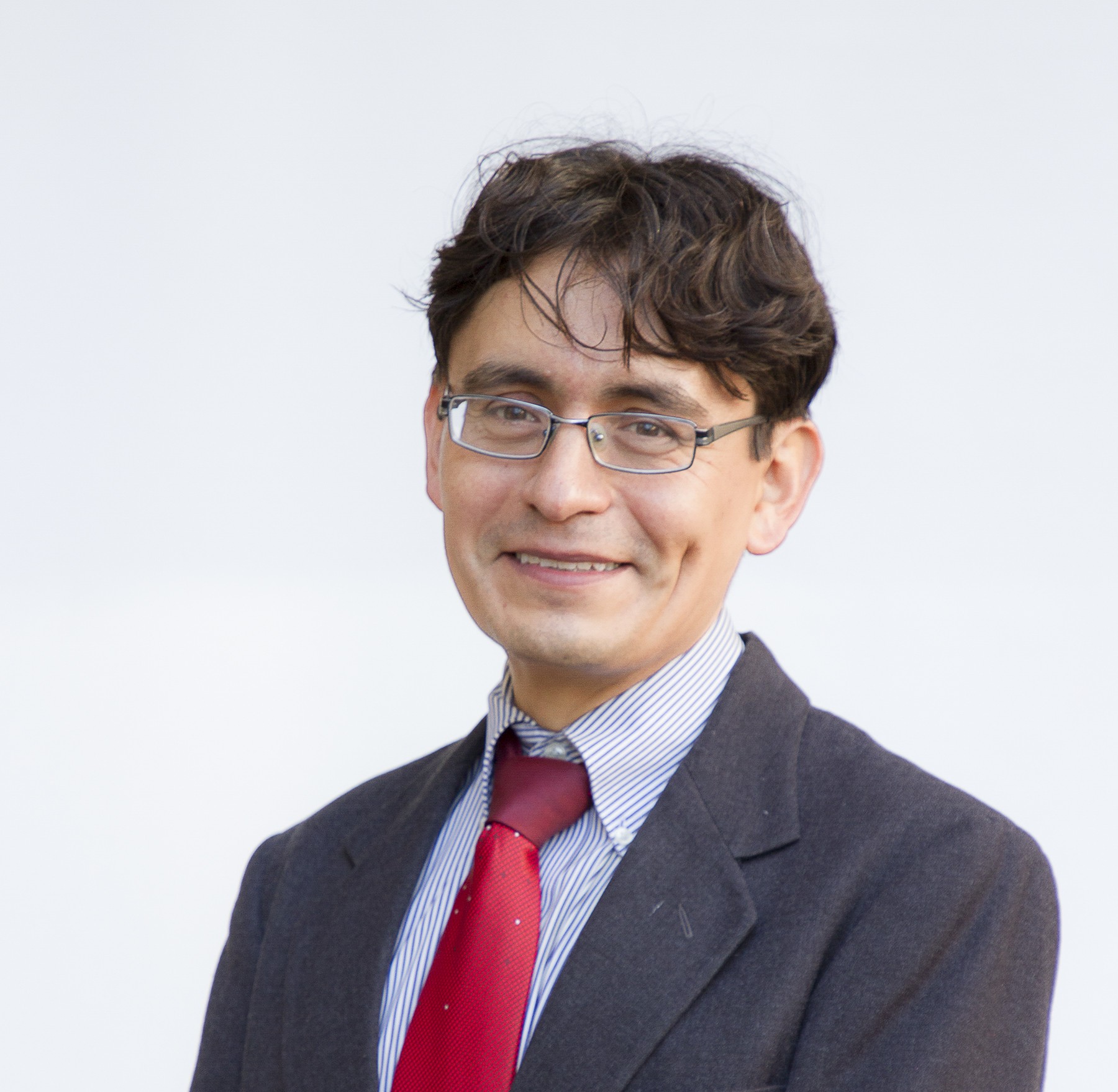 Dr. Hugo Iván Medellín Castillo