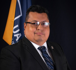Dr. Héctor Méndez Azúa