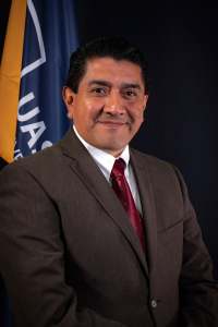 Dr. Orlando Guarneros García